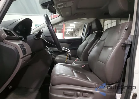 2016 Honda Odyssey Exl z USA, uszkodzony, nr VIN 5FNRL5H67GB090747